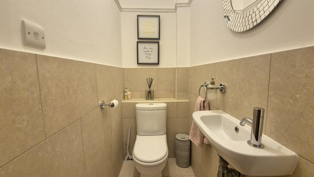 Additional image 13 of Banbury Road, Southam, CV47