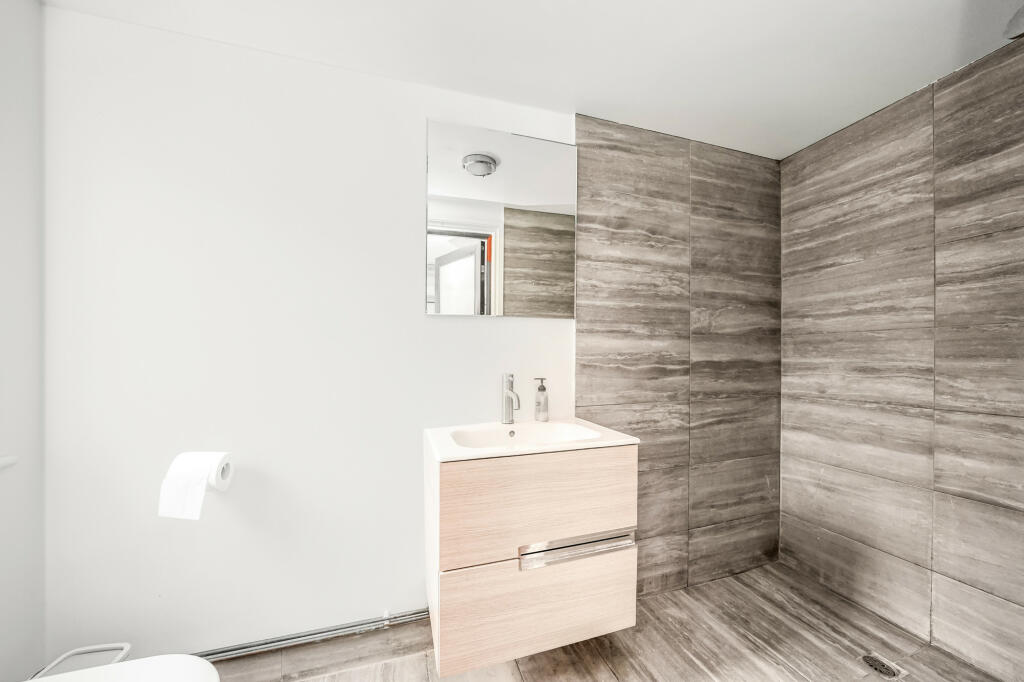 Additional image 21 of Church Road, Bexleyheath, Kent, DA7