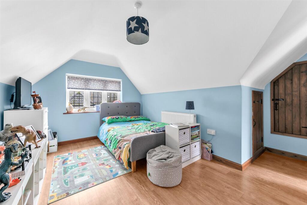 Additional image 18 of Meadow Lane, Meopham, Kent, DA13