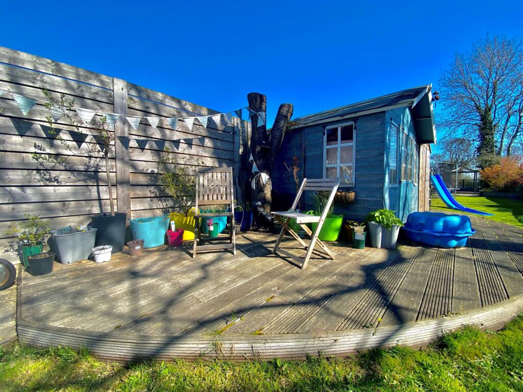 Additional image 26 of Nuneaton Road, Bulkington, CV12