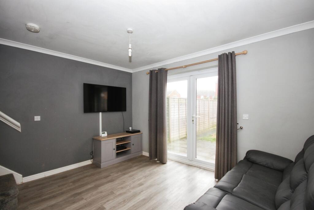 Additional image 14 of Swan Meadow, Warwick