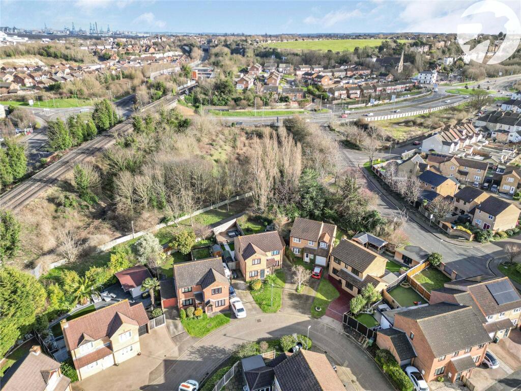 Additional image 16 of Sayer Close, Greenhithe, Kent, DA9