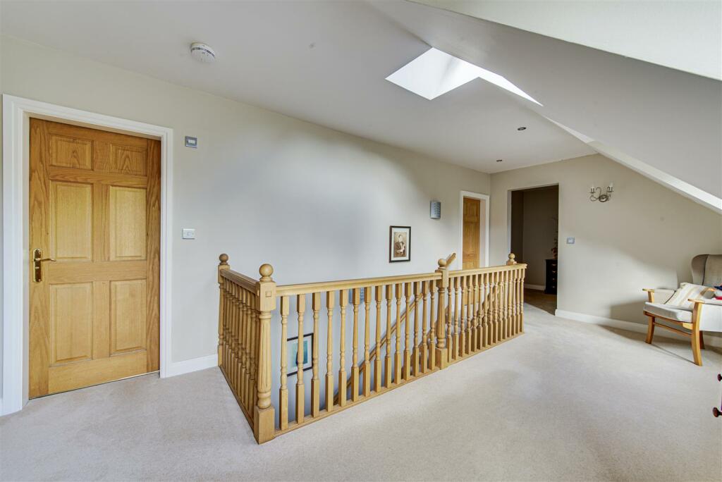 Additional image 29 of Spacious home on the exclusive Blackfirs Lane, Somerford, Congleton