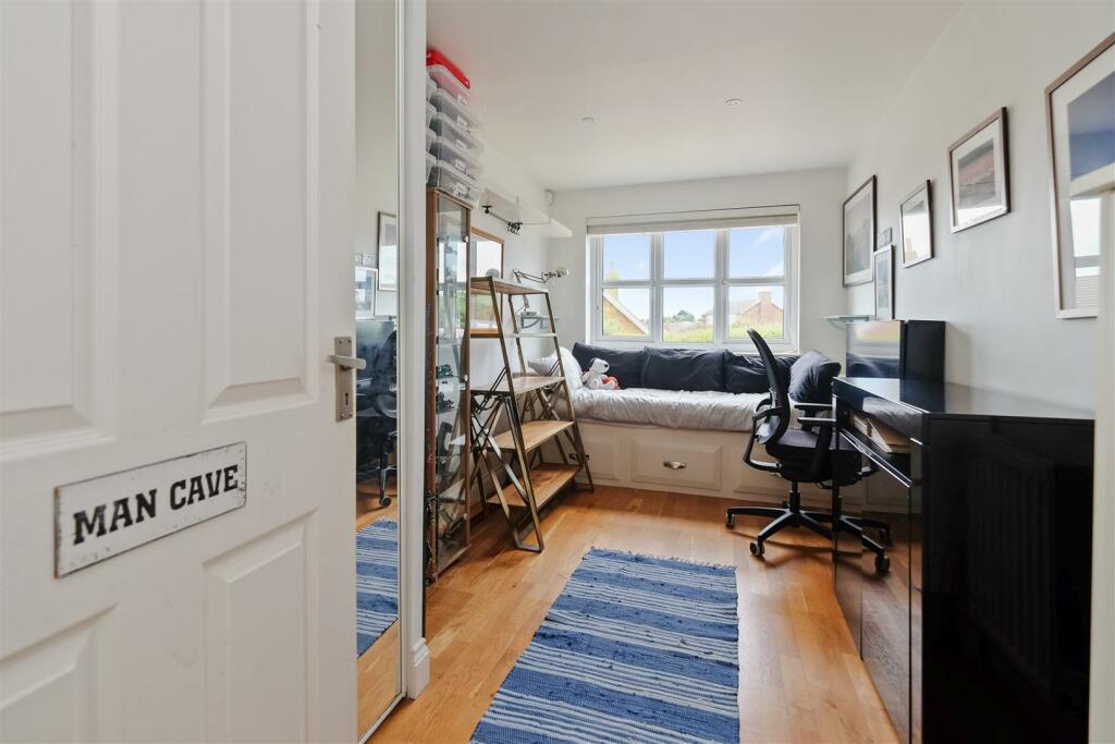 Additional image 15 of Gordon Road, Whitstable