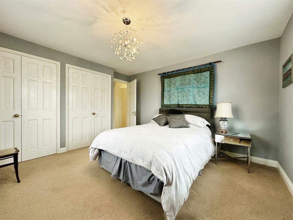 Additional image 12 of Russell Terrace, Leamington Spa