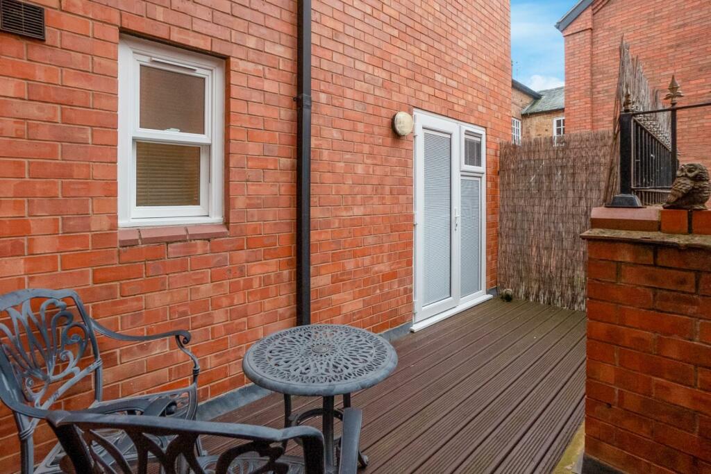 Additional image 9 of Windsor Court, Warwick Road, Stratford-upon-Avon