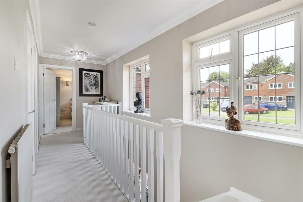 Additional image 22 of Cob Drive, Shorne,