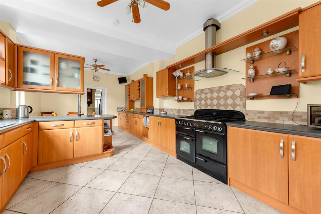 Additional image 4 of Avenue Road, Erith, Kent, DA8