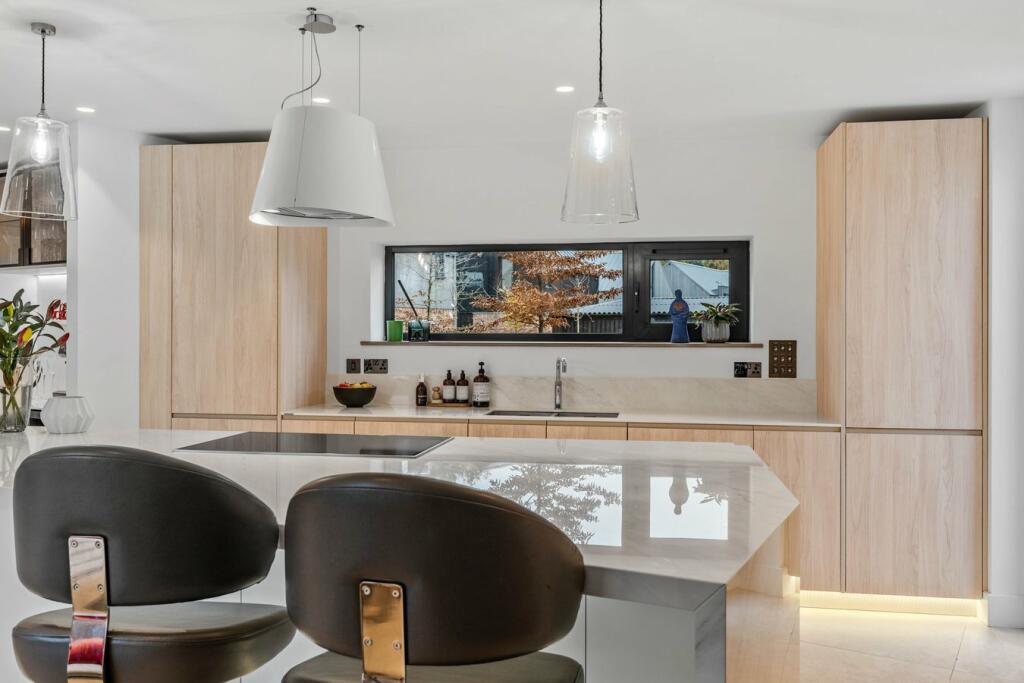 Additional image 10 of Bilton Fields Farm Lane, Rugby, CV22