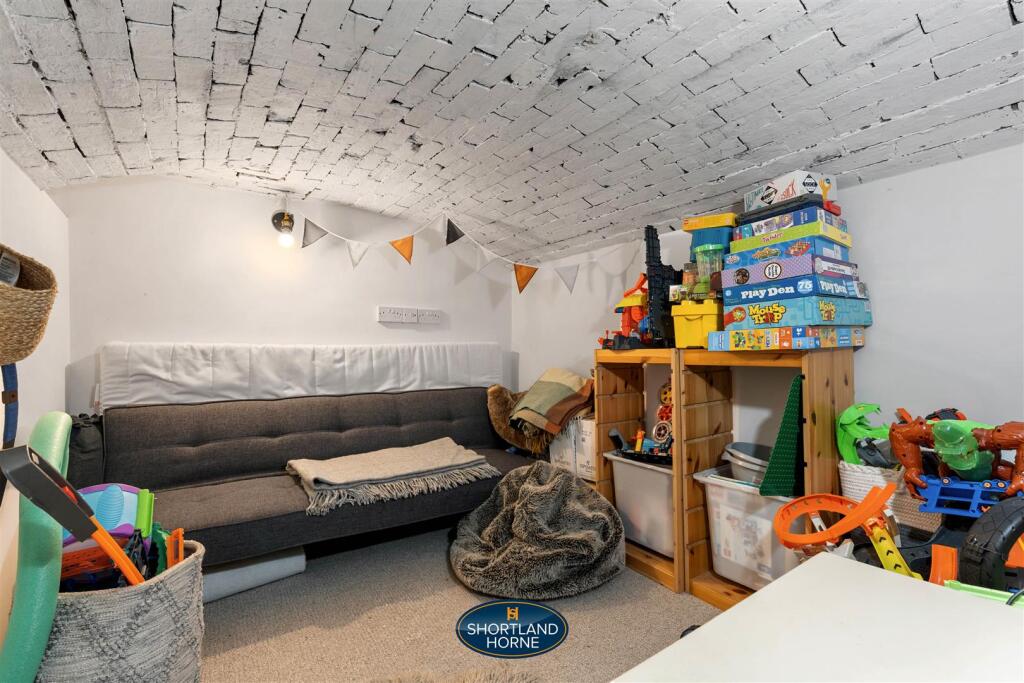 Additional image 9 of Park Road, Kenilworth, CV8