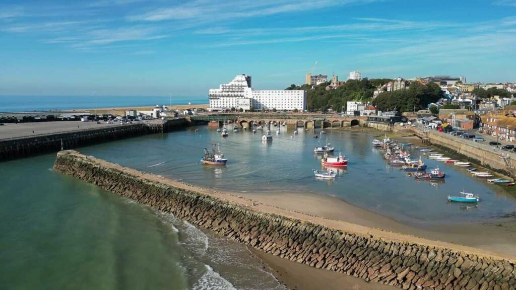 Additional image 3 of The Durlocks, Folkestone, Kent, CT19