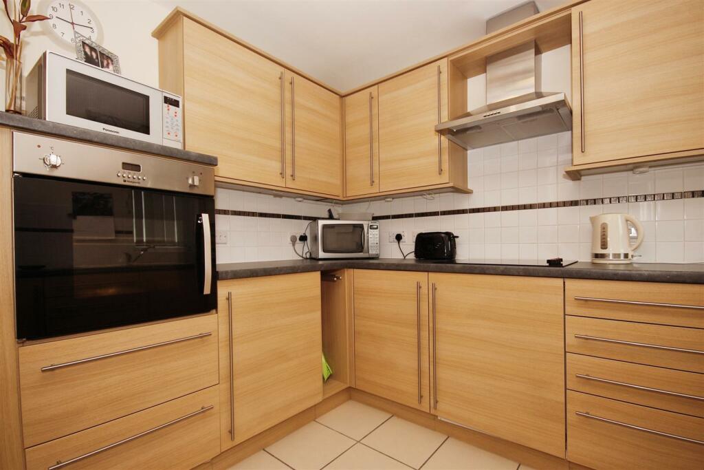 Additional image 5 of Wilton Court, Southbank Road, Kenilworth, CV8 1RX