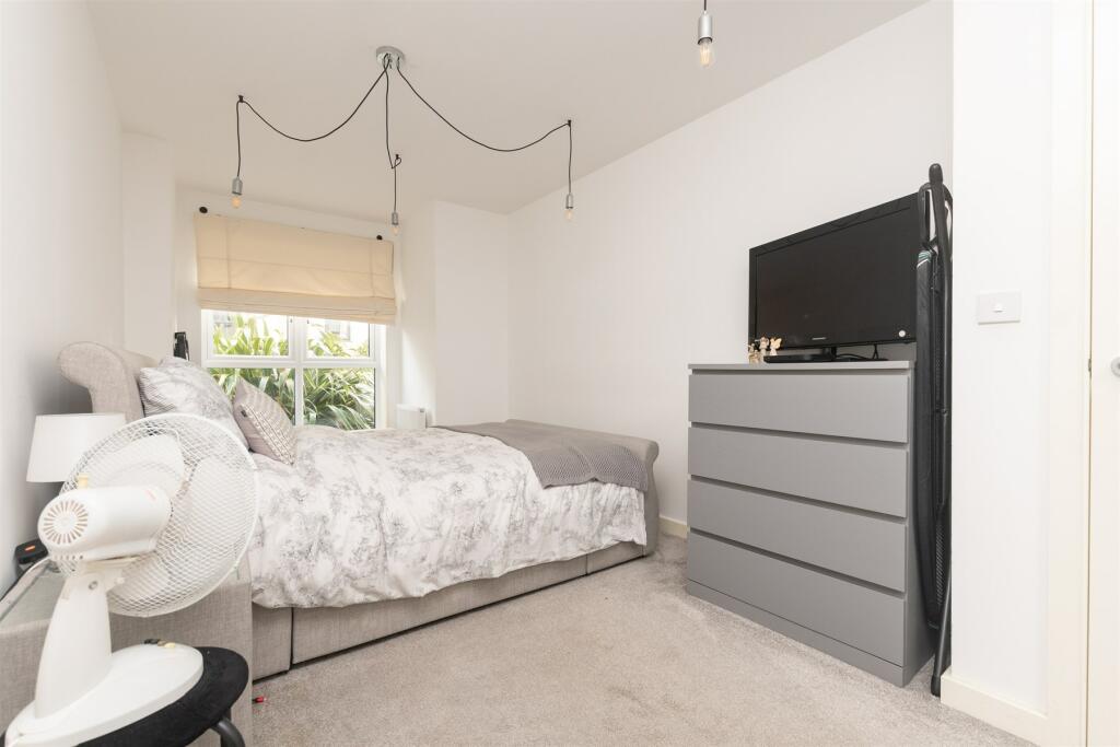 Additional image 7 of Hindmarsh Crescent, Gravesend, Kent