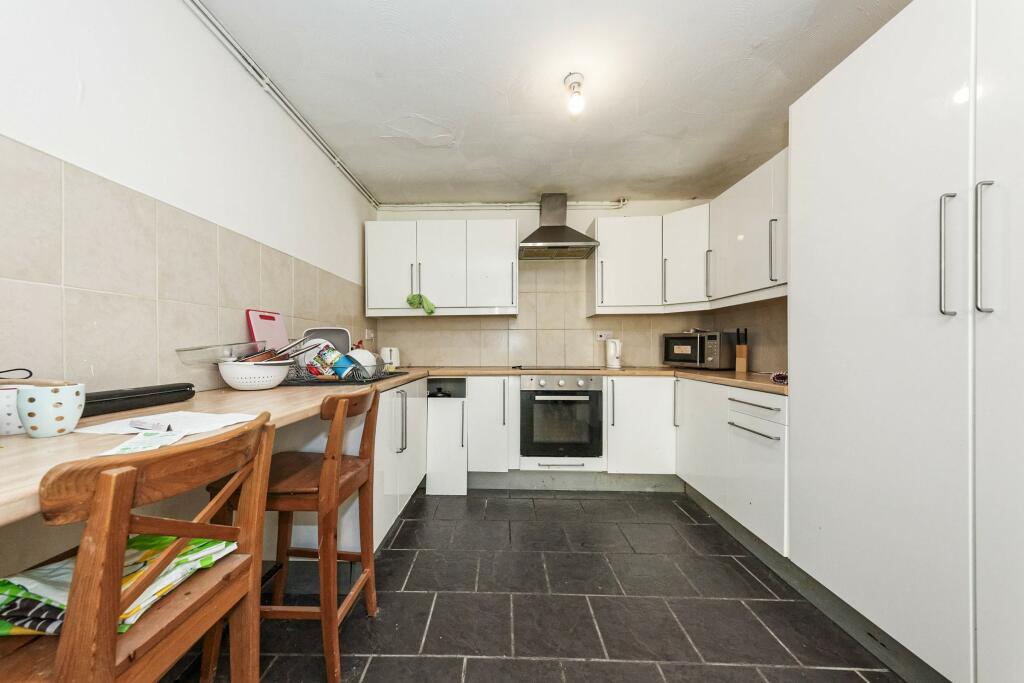 Additional image 3 of St Michaels Place, Canterbury