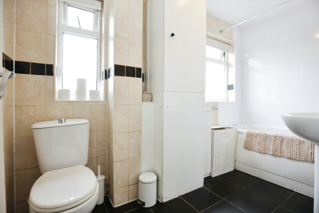 Additional image 12 of Deansway, Warwick, CV34