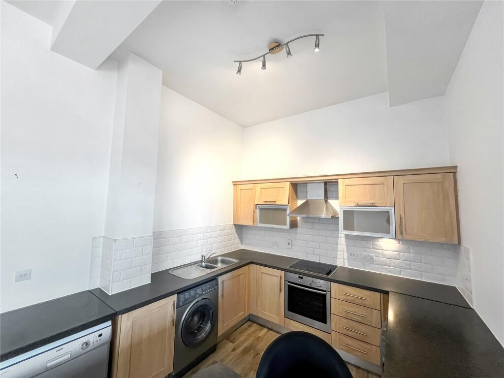 Additional image 12 of Salisbury Close, Crewe, Cheshire, CW2