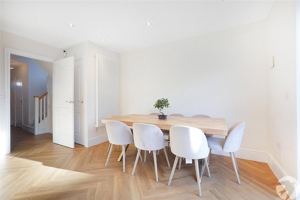 Additional image 7 of Day Close, Weldon, Ebbsfleet Valley, Swanscombe, DA10