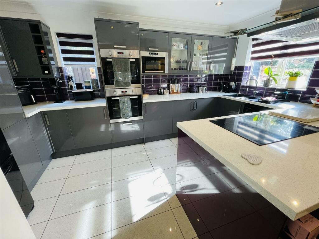 Additional image 9 of Campbell Close, Galley Common