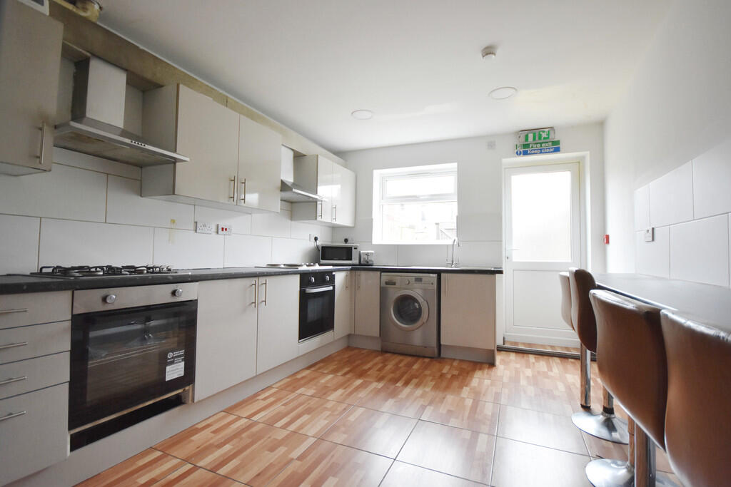 Additional image 2 of Walsgrave Road, Coventry, CV2 4HG