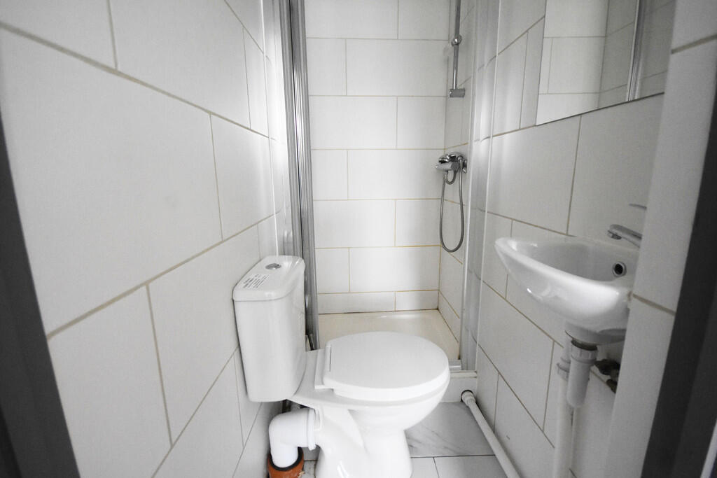 Additional image 5 of Walsgrave Road, Coventry, CV2 4HG