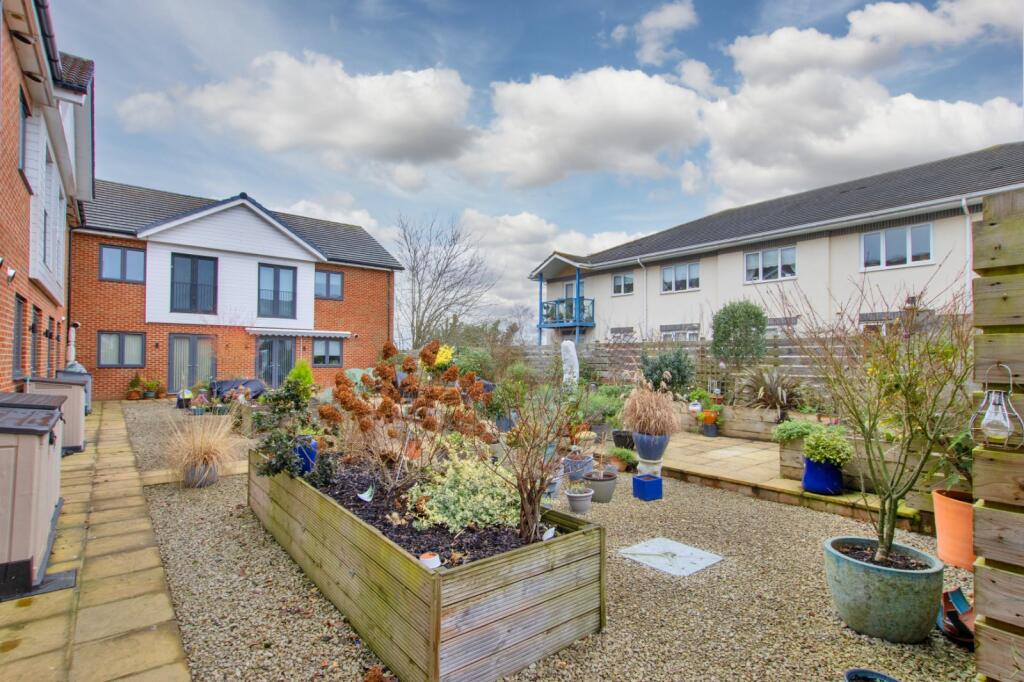 Additional image 11 of Bramblefield Close, Longfield, Kent, DA3