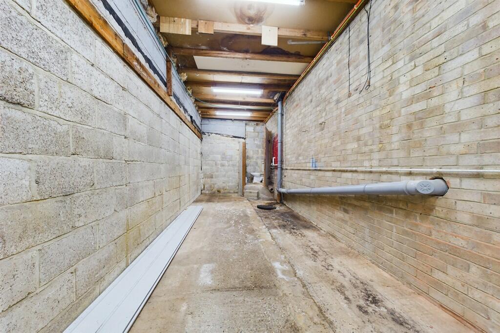 Additional image 17 of Risborough Lane, Folkestone