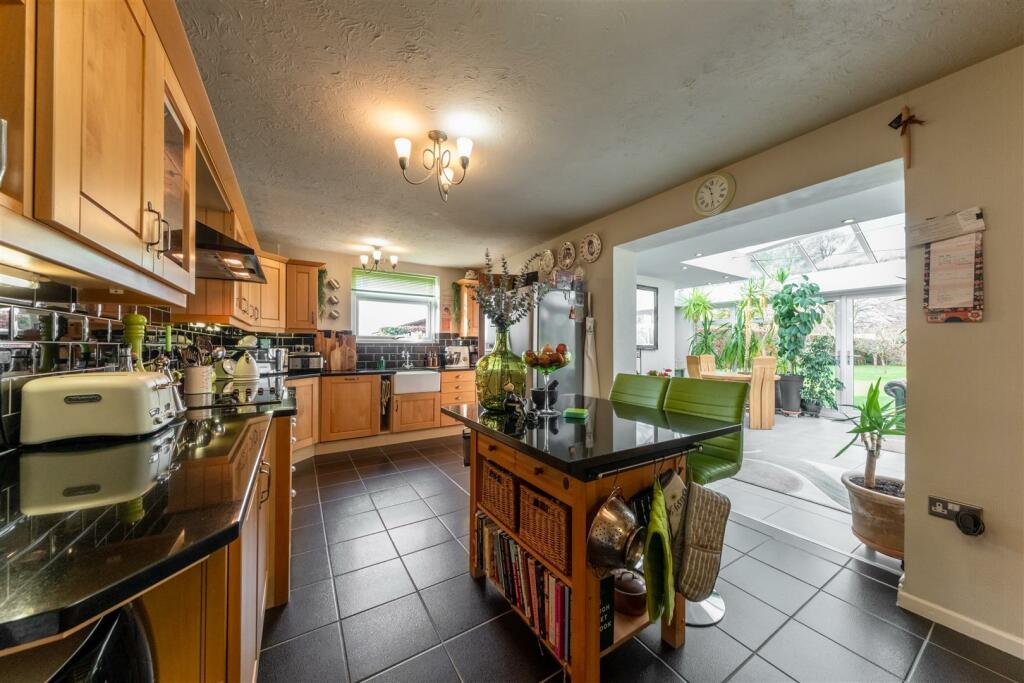 Additional image 13 of Torr Rise, Tarporley