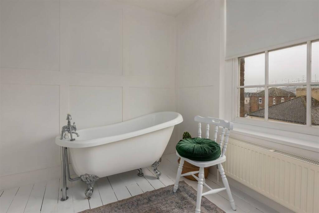 Additional image 31 of Central Parade, Herne Bay