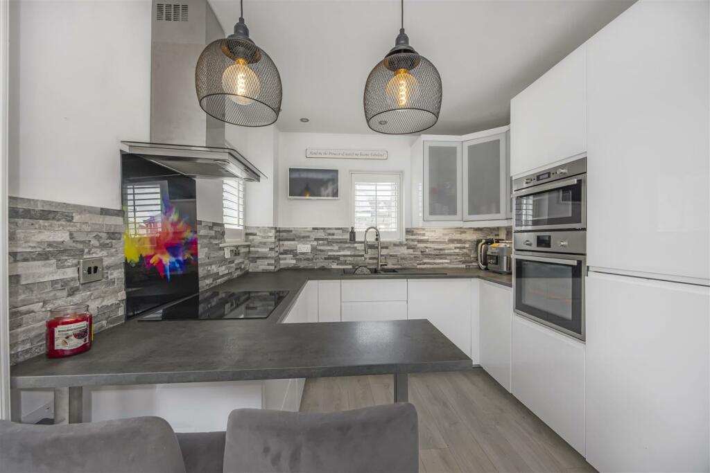 Additional image 4 of Carmichael Avenue, Greenhithe