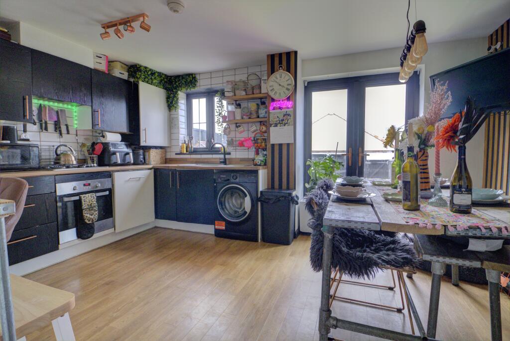 Additional image 12 of Central Boulevard, Aylesham, CT3