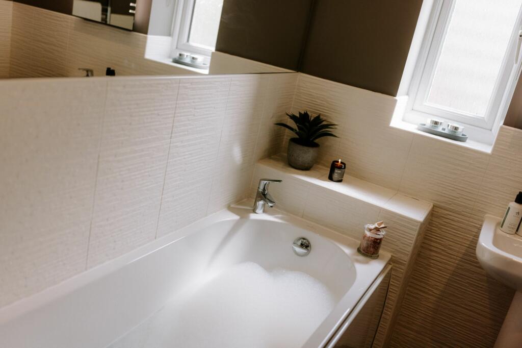 Additional image 20 of Immaculate and spacious family home by Delamere Forest.