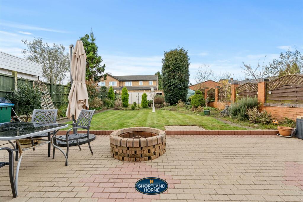 Additional image 32 of Knoll Drive, Styvechale, Coventry