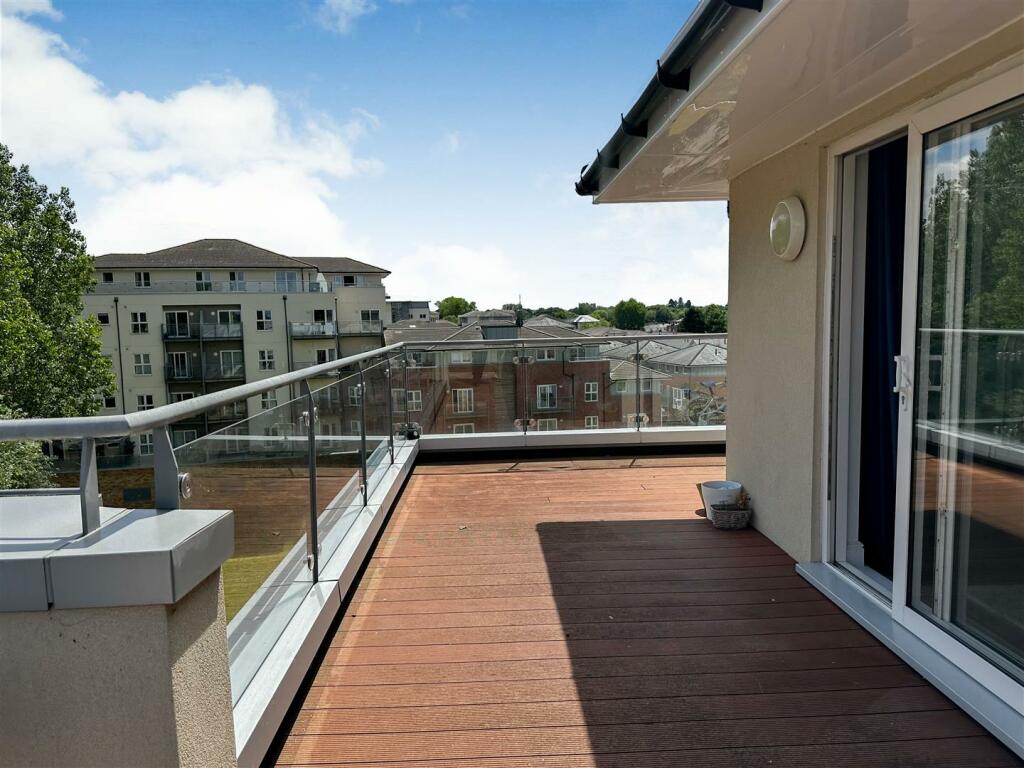 Additional image 41 of Andrews Close, Warwick