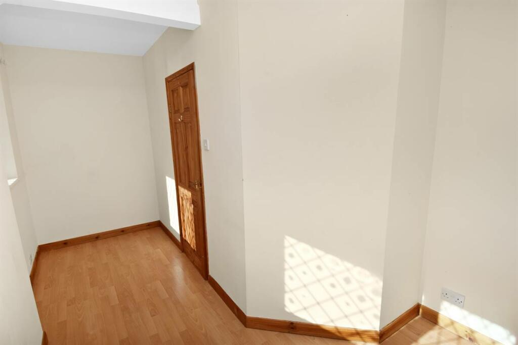 Additional image 21 of Hillside Avenue, Canterbury