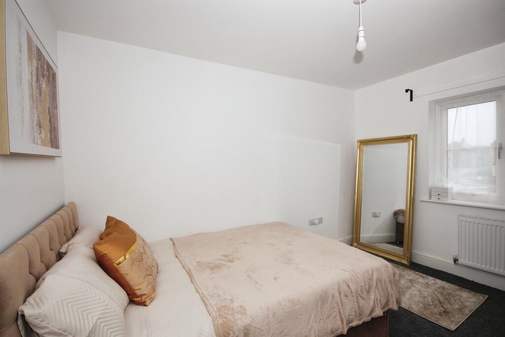 Additional image 7 of Foster Drive, Radford Semele, Leamington Spa