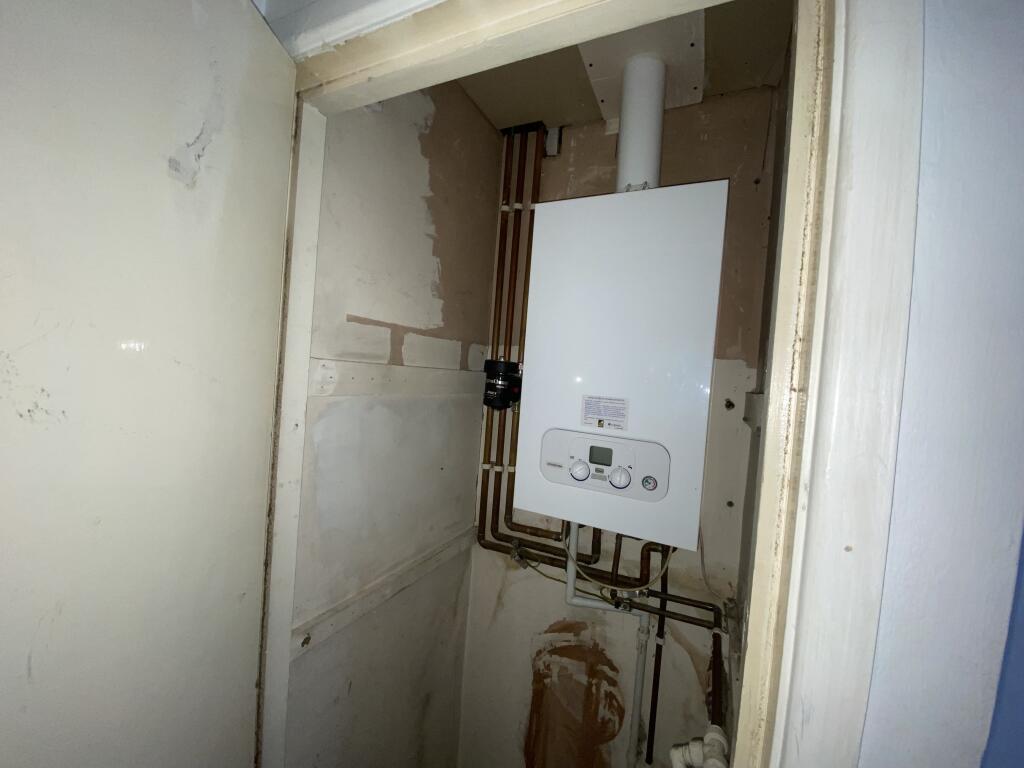 Additional image 31 of 37 Lythalls Lane, Coventry, West Midlands, CV6