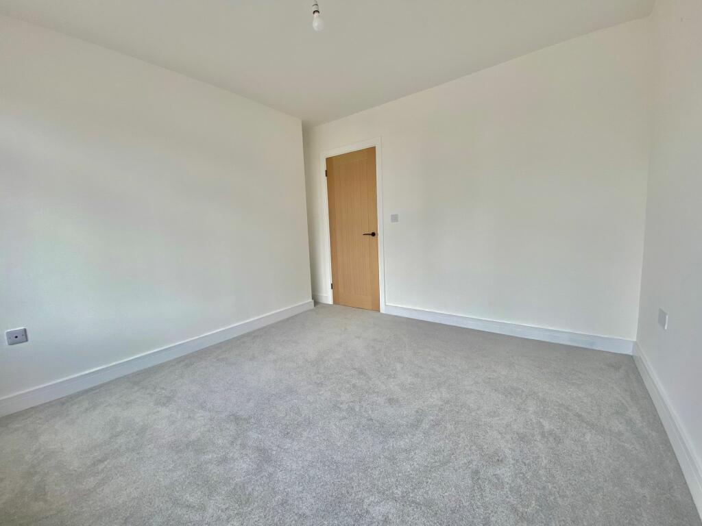 Additional image 19 of Barnacle Lane, Bulkington, CV12