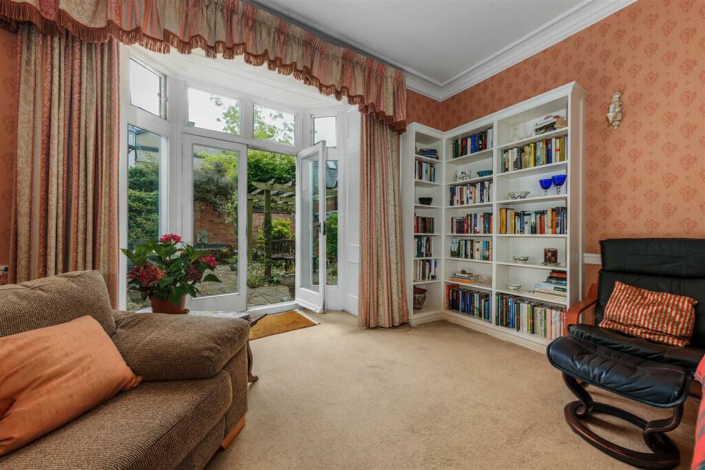 Additional image 9 of Clarendon Square, Leamington Spa