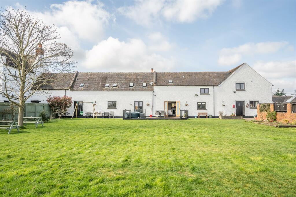 Additional image 4 of 6 The Stables, Hargate House Farm, Hilton
