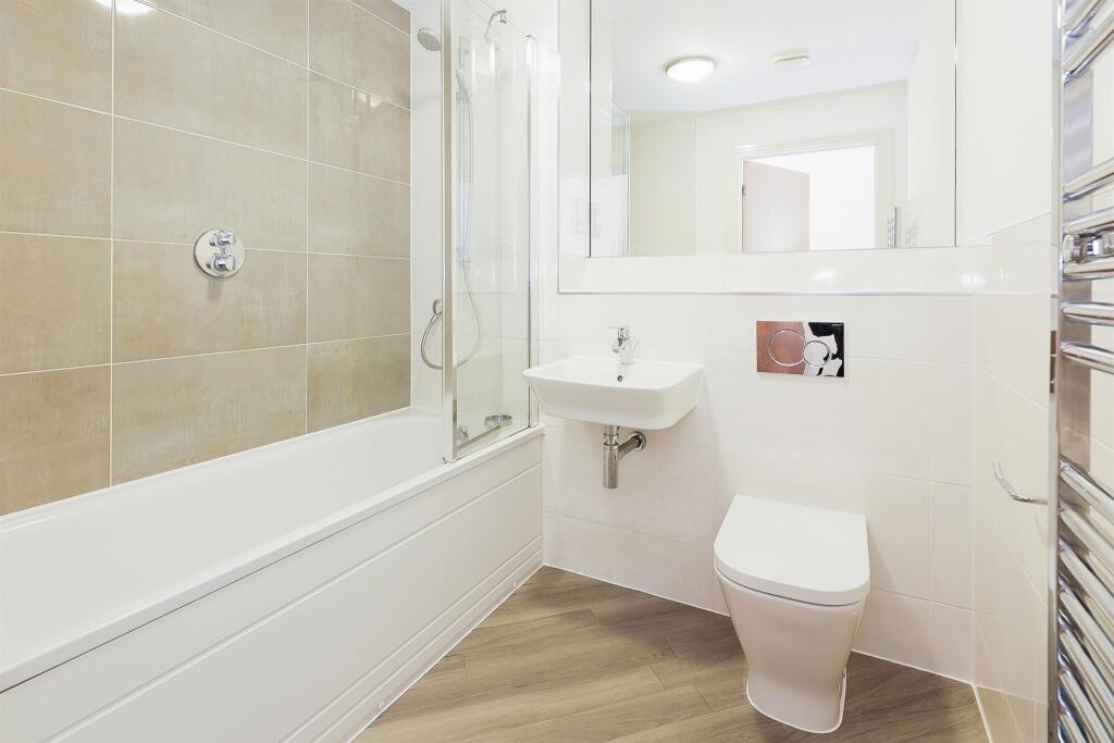 Additional image 4 of Drovers Close, Balsall Common, Coventry