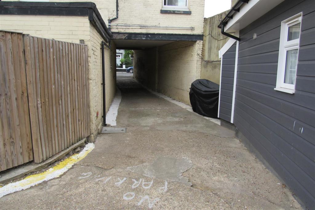 Additional image 13 of Central Parade, Herne Bay