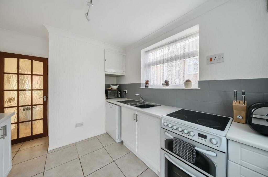 Additional image 10 of Mellor Road, Rugby, CV21