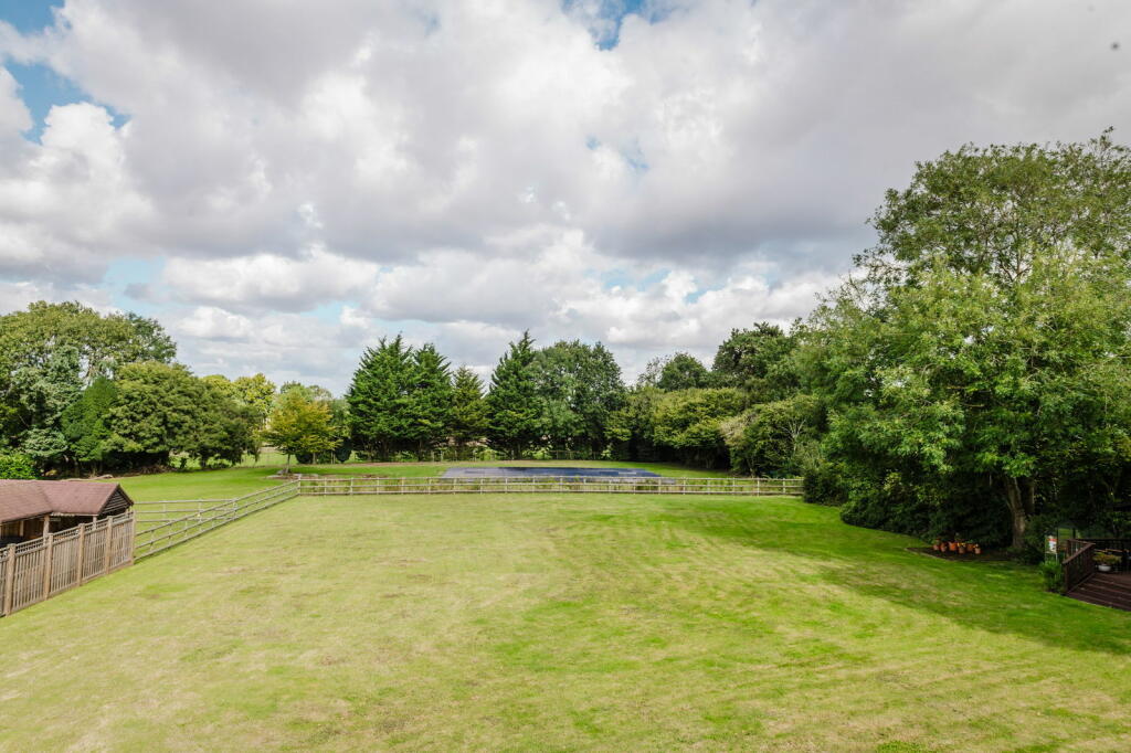 Additional image 20 of Wrotham Road, Meopham, Gravesend, DA13 0QG