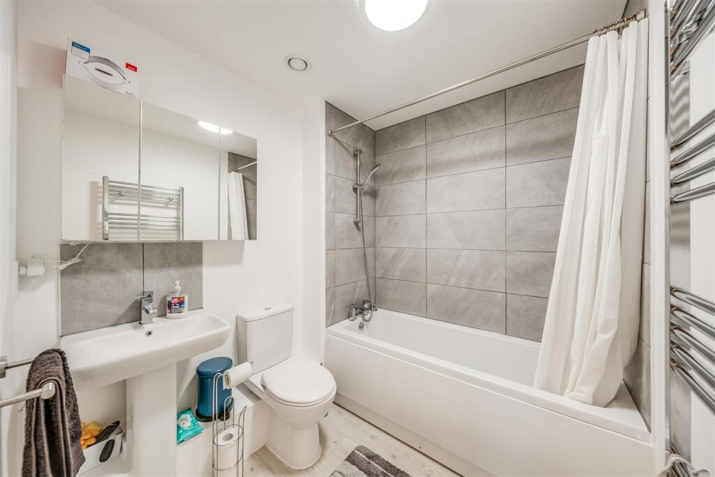 Additional image 10 of Shackleton Drive, Dartford