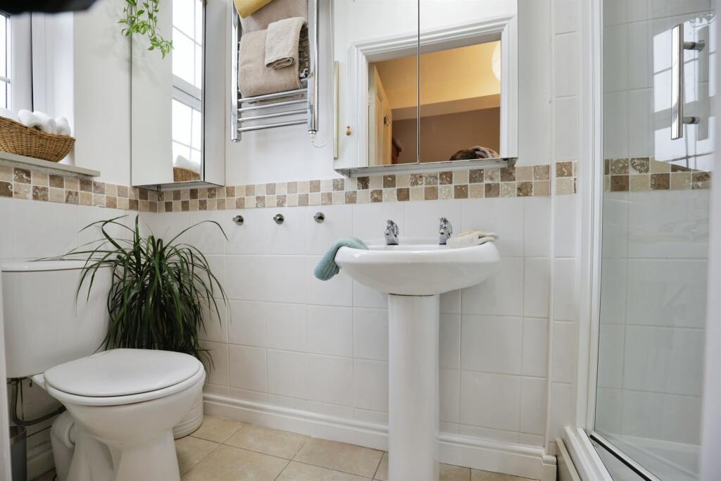 Additional image 7 of Beauchamp Avenue, Leamington Spa