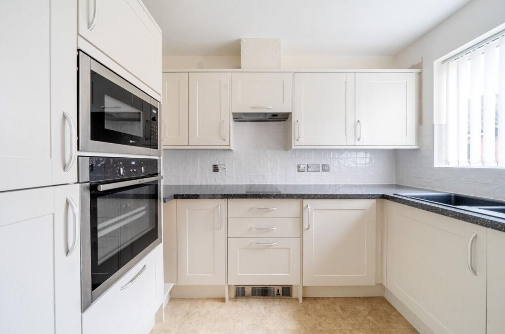 Additional image 3 of Marton Court, Lime Tree Village, Cawston, Rugby, Warwickshire CV22 7SW