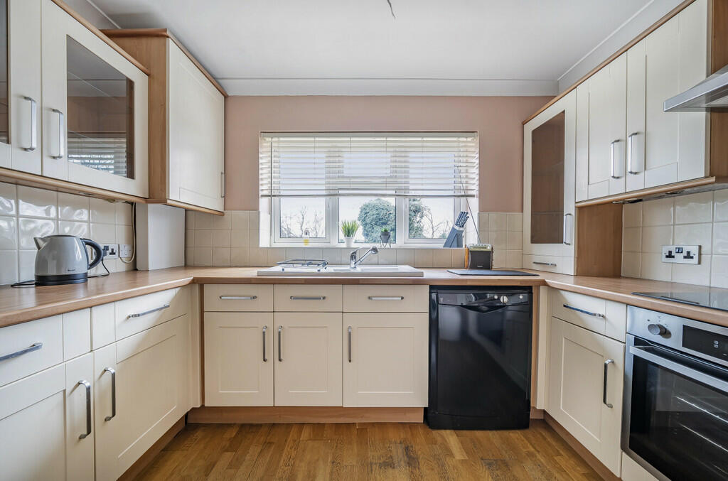 Additional image 6 of Longmead Drive, Sidcup, DA14 4NZ