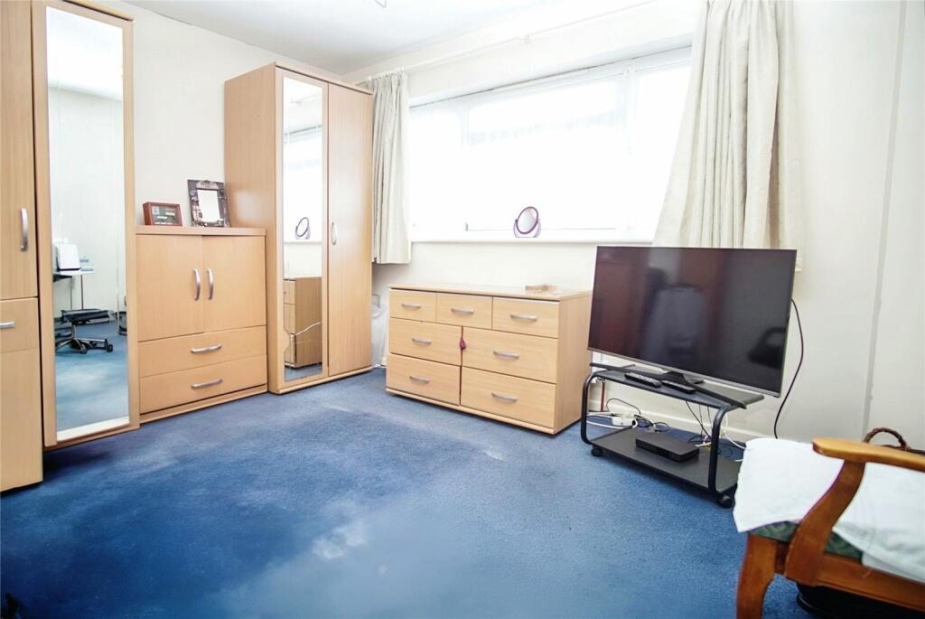 Additional image 7 of Arran Close, Erith, DA8