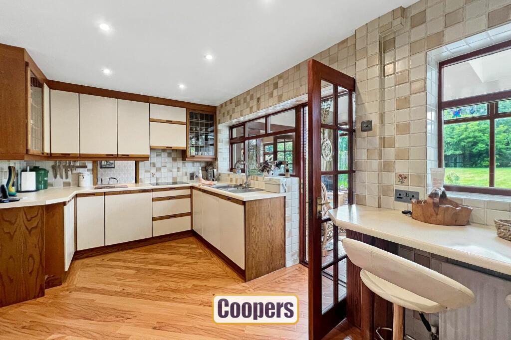 Additional image 7 of Armorial Road, Styvechale, CV3