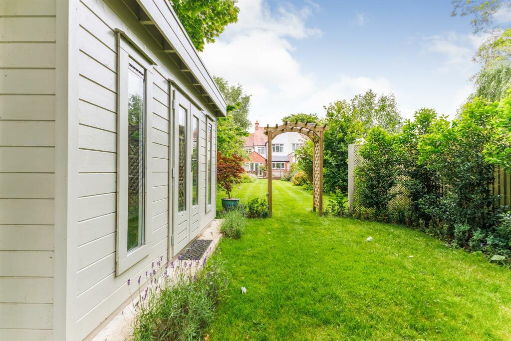 Additional image 23 of Loxley Road, Stratford-Upon-Avon